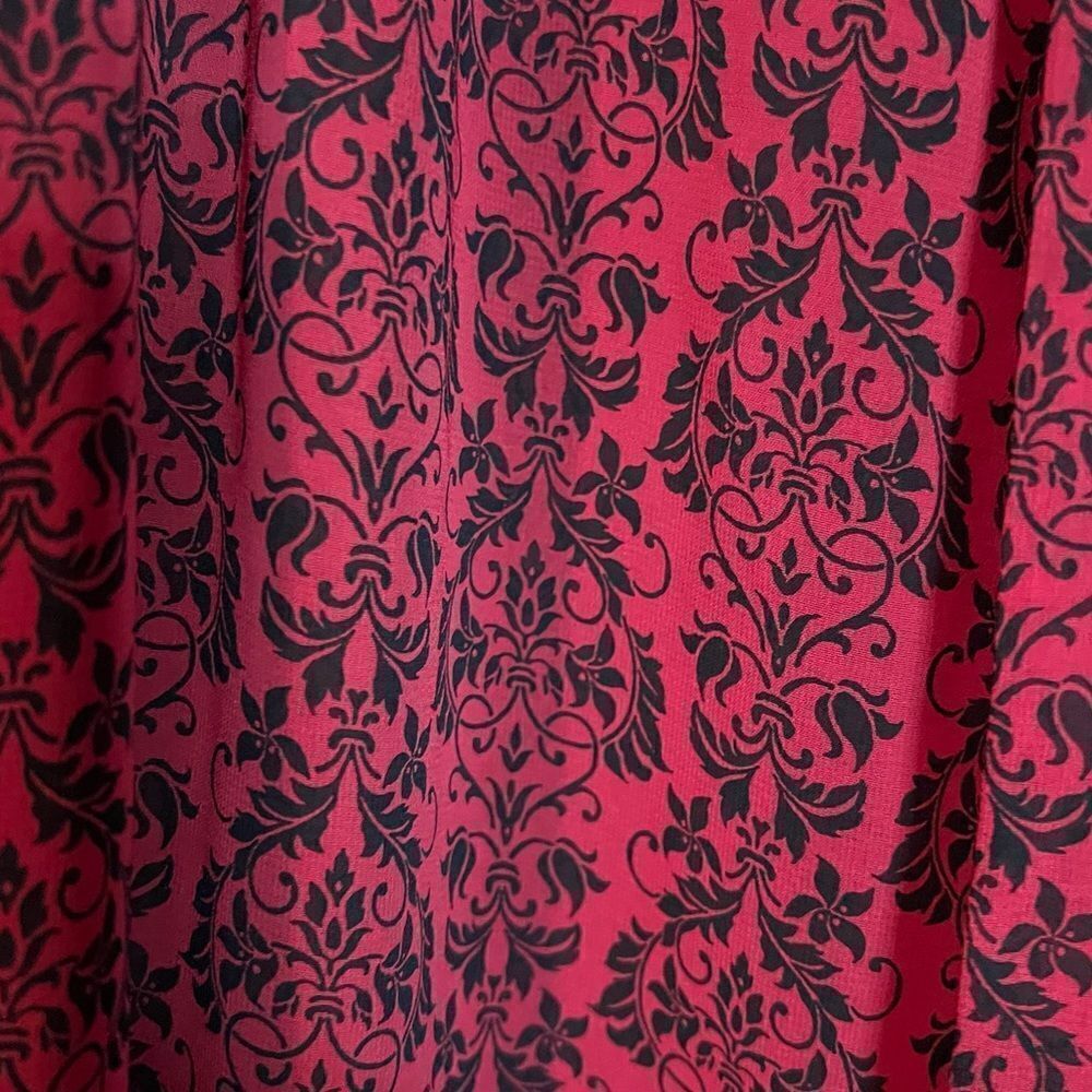 ‎NWT! Covington patterned blouse - Picture 7 of 11